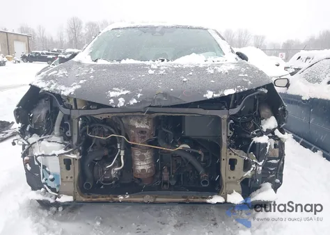 2017 Toyota Rav4 Le z USA, uszkodzony, nr VIN 2T3BFREV0HW601240